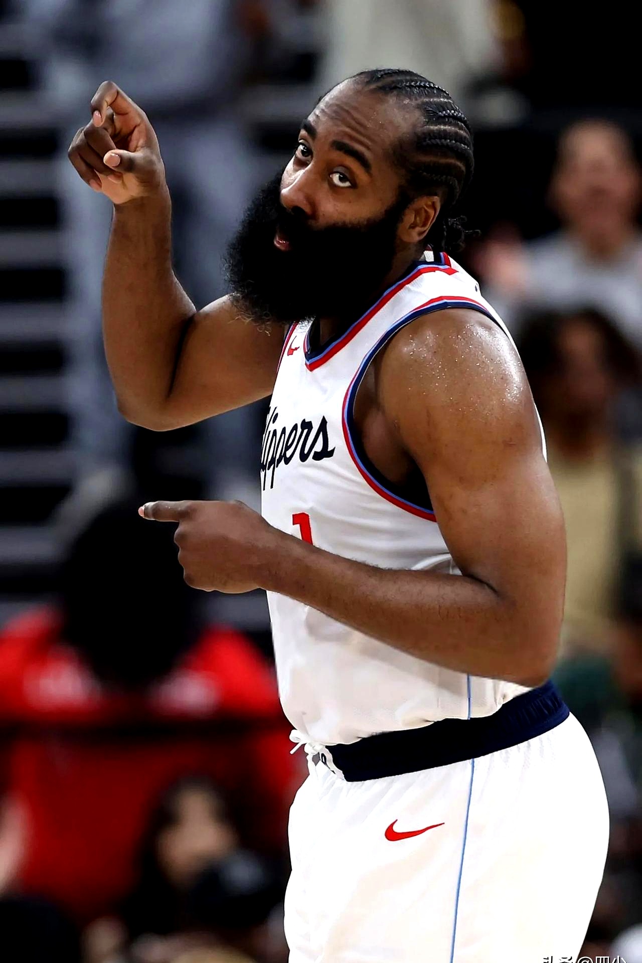 开云棋牌使用方式哈登在湖人比赛中刷新纪录，领先优势明显引发热议！的简单介绍