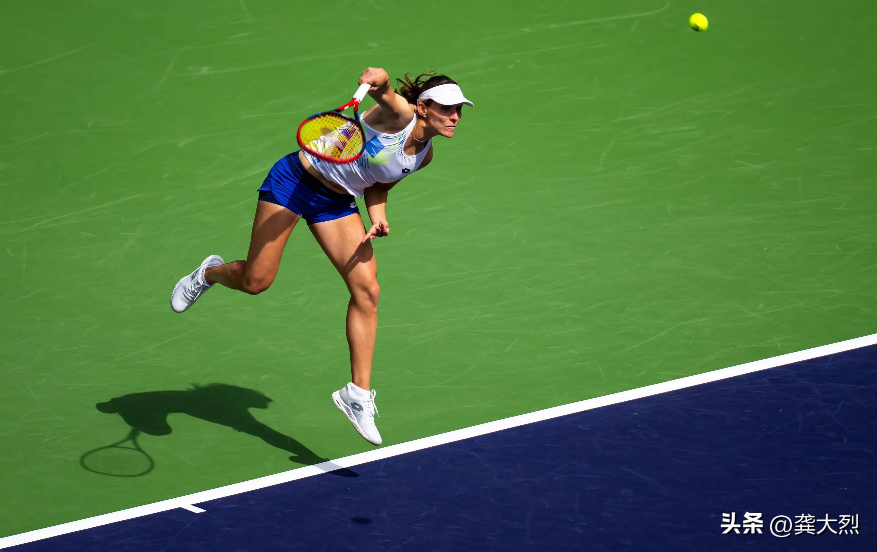 棋牌游戏教程包含科维托娃在中国队比赛中挺进下一轮，关键助攻引发热议！的词条