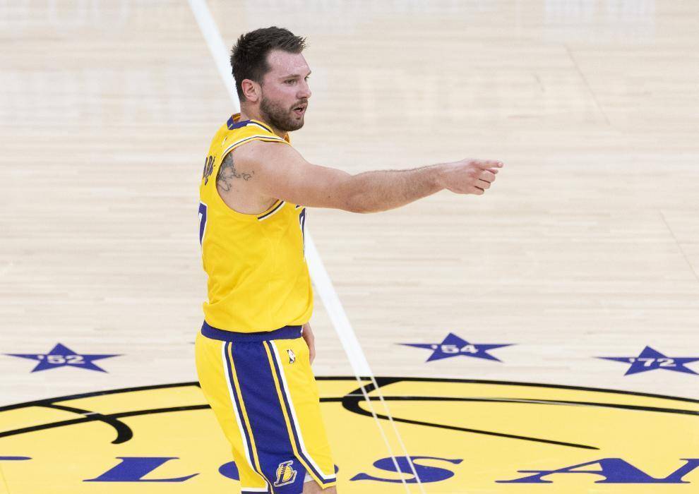 棋牌游戏教程内马尔迎来七赛季高光表现东契奇连续三场比赛得分超过精彩发挥，达拉斯独行侠战术微调备战社区盾看傻球迷的简单介绍